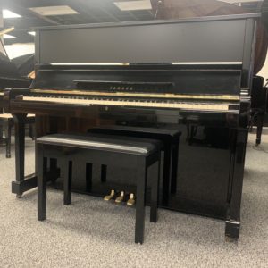 Yamaha U1 PE Piano Front View