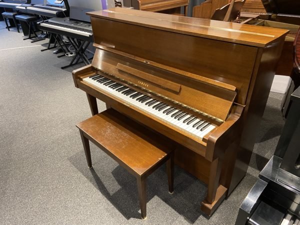 Yamaha U1 AW USED upright piano - right side view