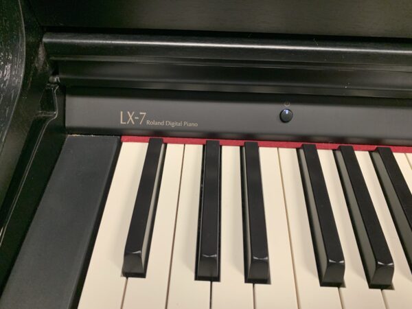 Roland LX7 Piano Keys View
