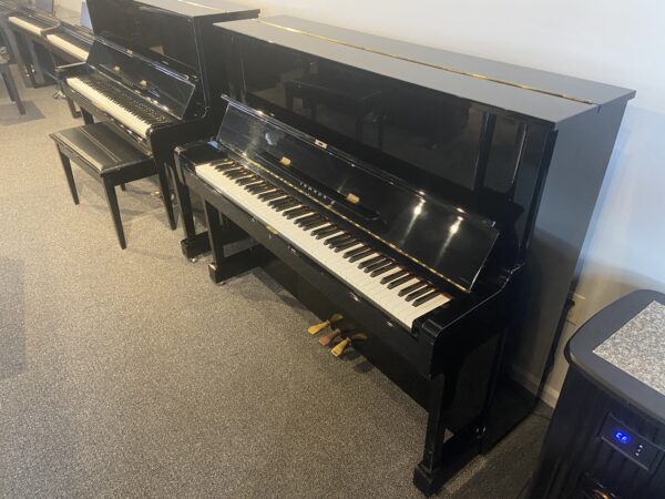 Yamaha YUS USED upright piano - right side view