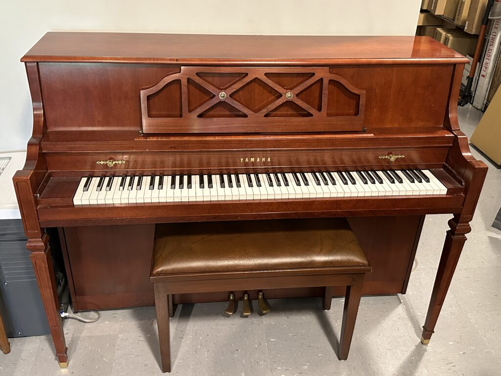 USED Yamaha M475IPDC upright piano - front view