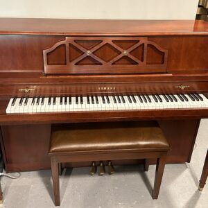 USED Yamaha M475IPDC upright piano - front view