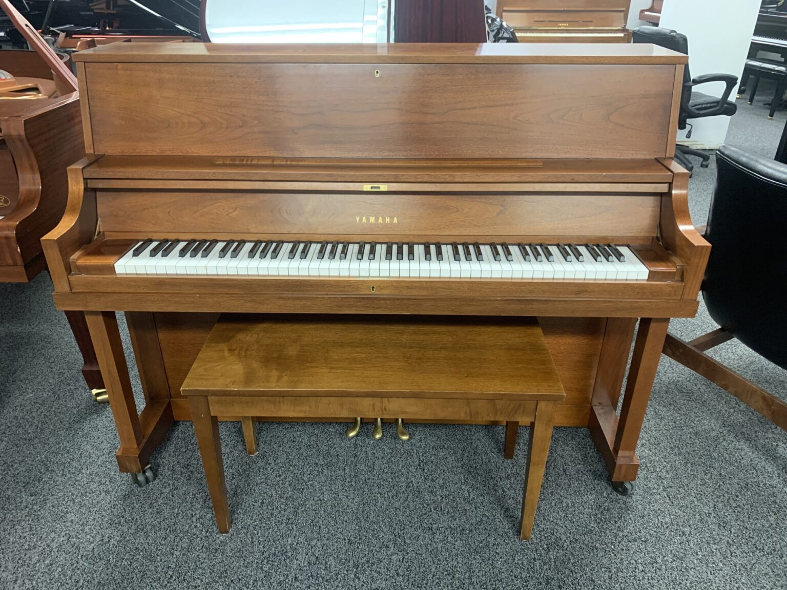 New / Used Yamaha P22 WAL | Upright Pianos, Used Pianos | - Solich Piano