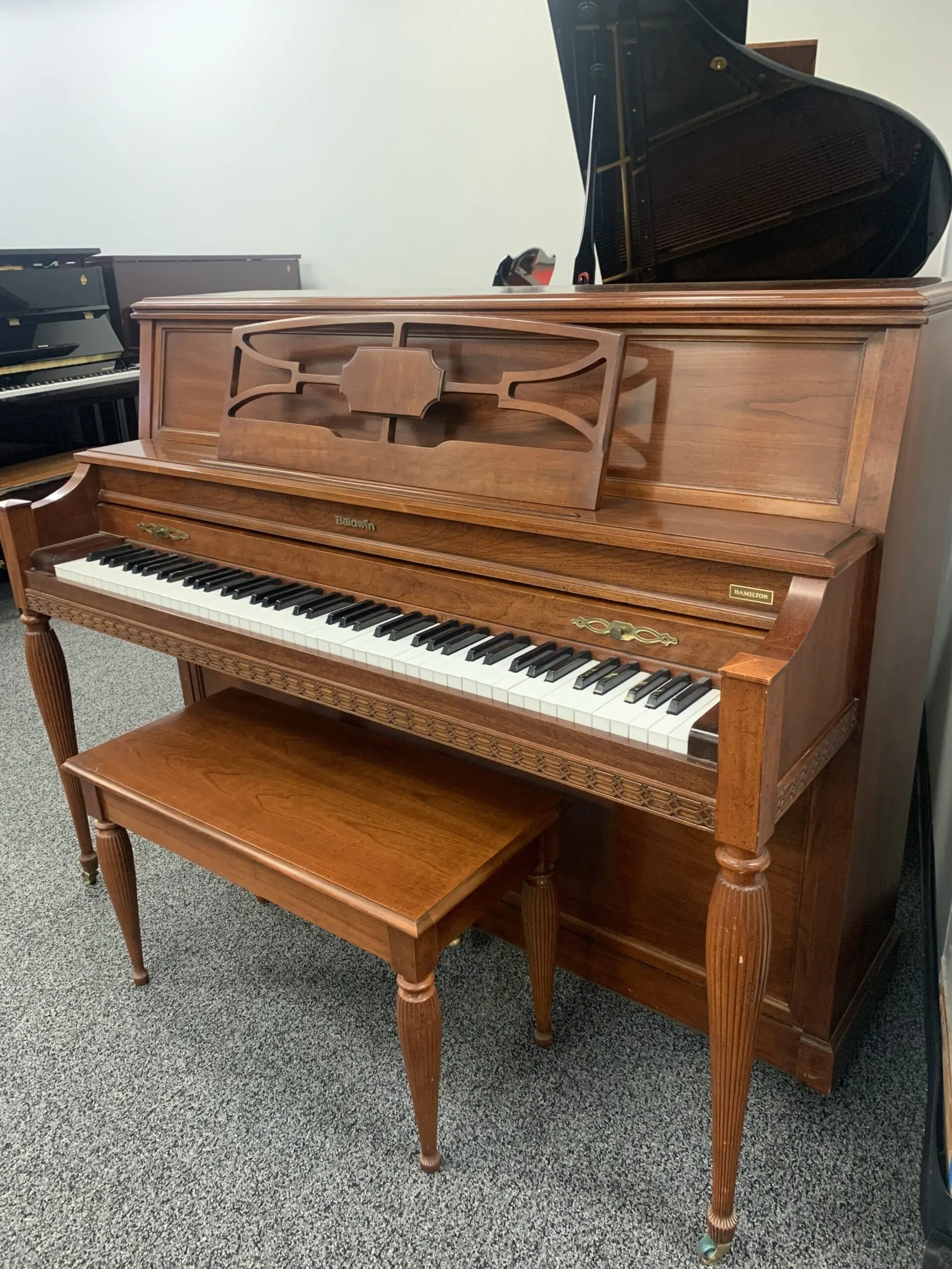 Solich-Piano-Cleveland-Baldwin-Upright-5026-CHY-right-side-scaled-web-compressed