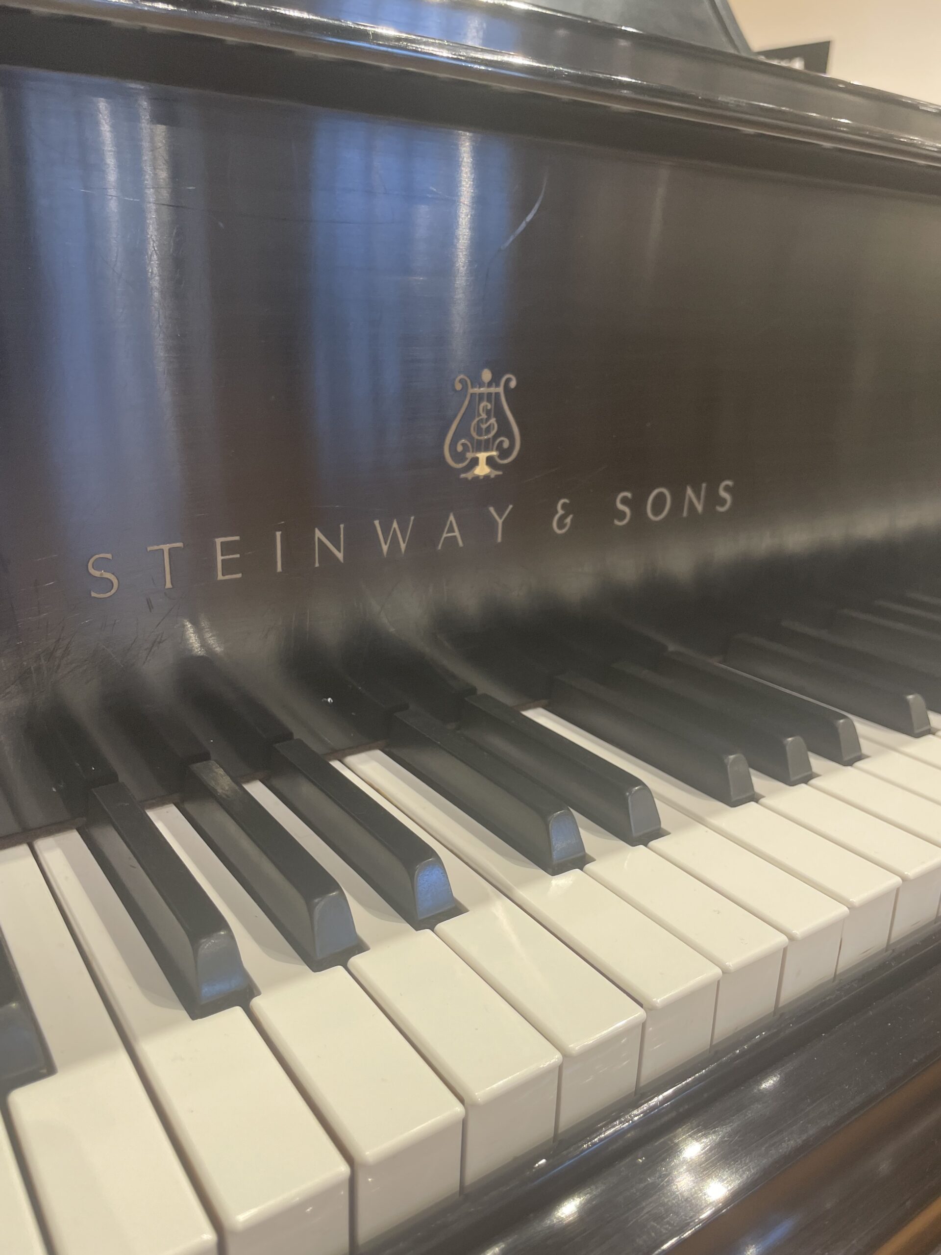 New / Used Steinway Model M | Grand Pianos, Used Pianos | - Solich Piano