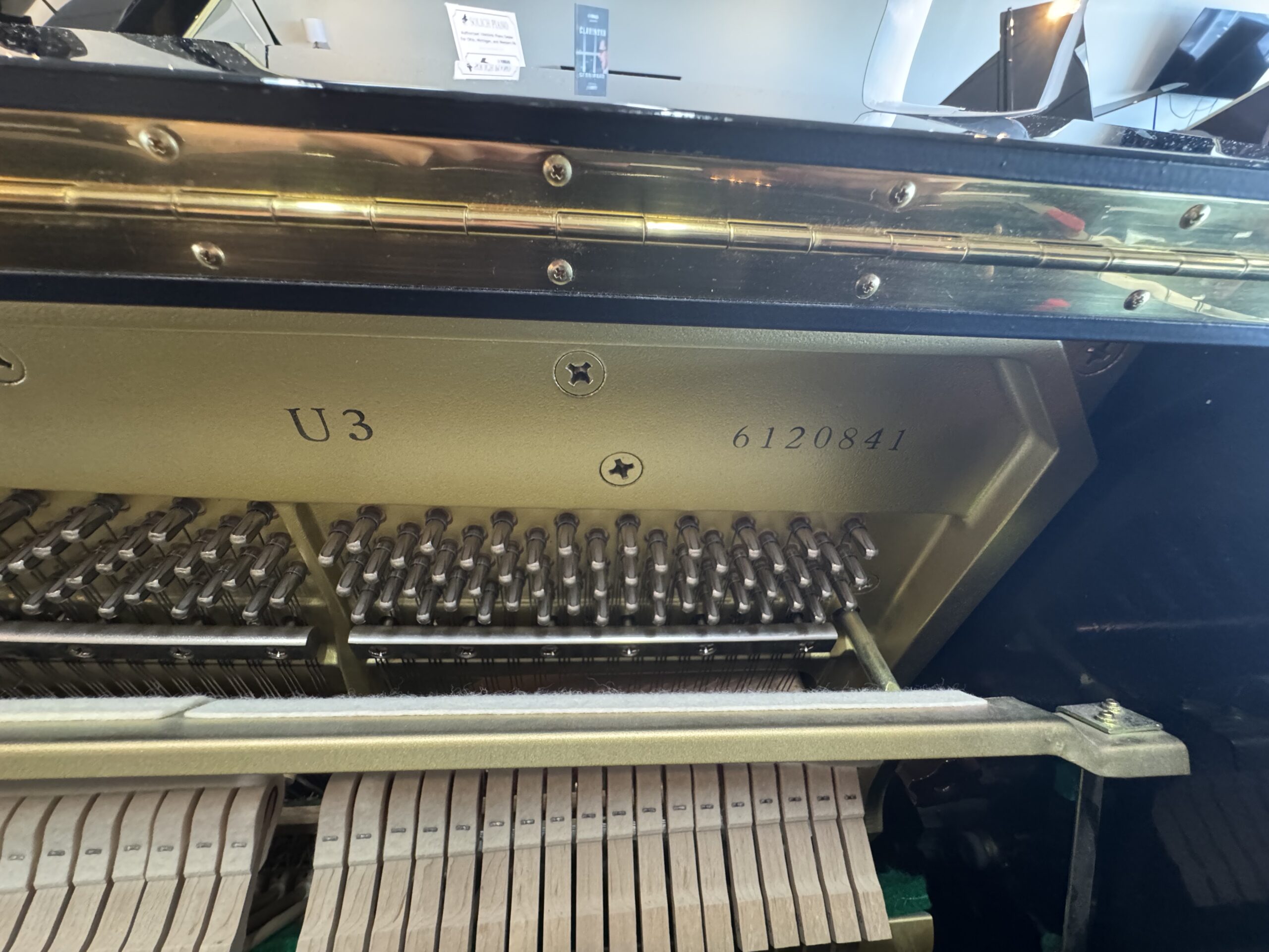 Yamaha-U3-6120841-Serial