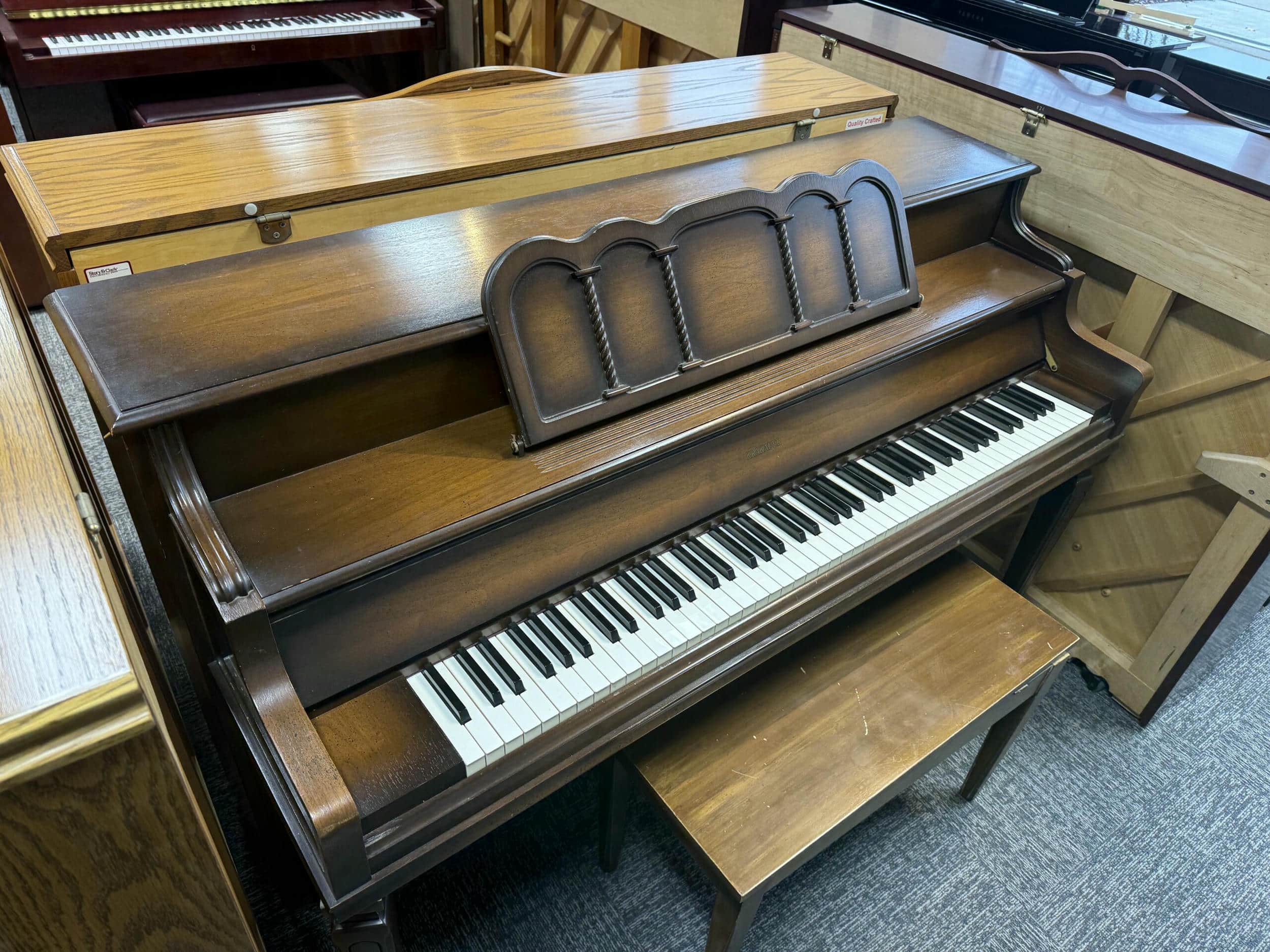 Krakauer-Console-82697-left