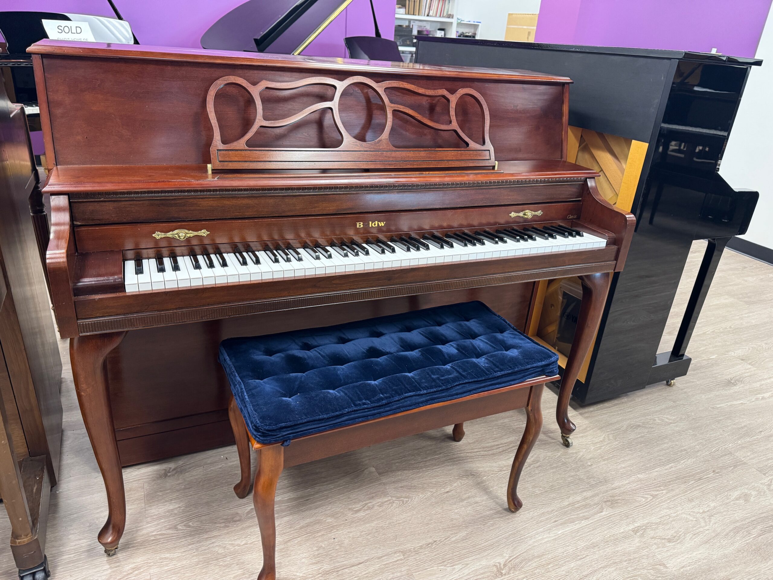 solich-piano-cleveland-baldwin-662chy-left-side