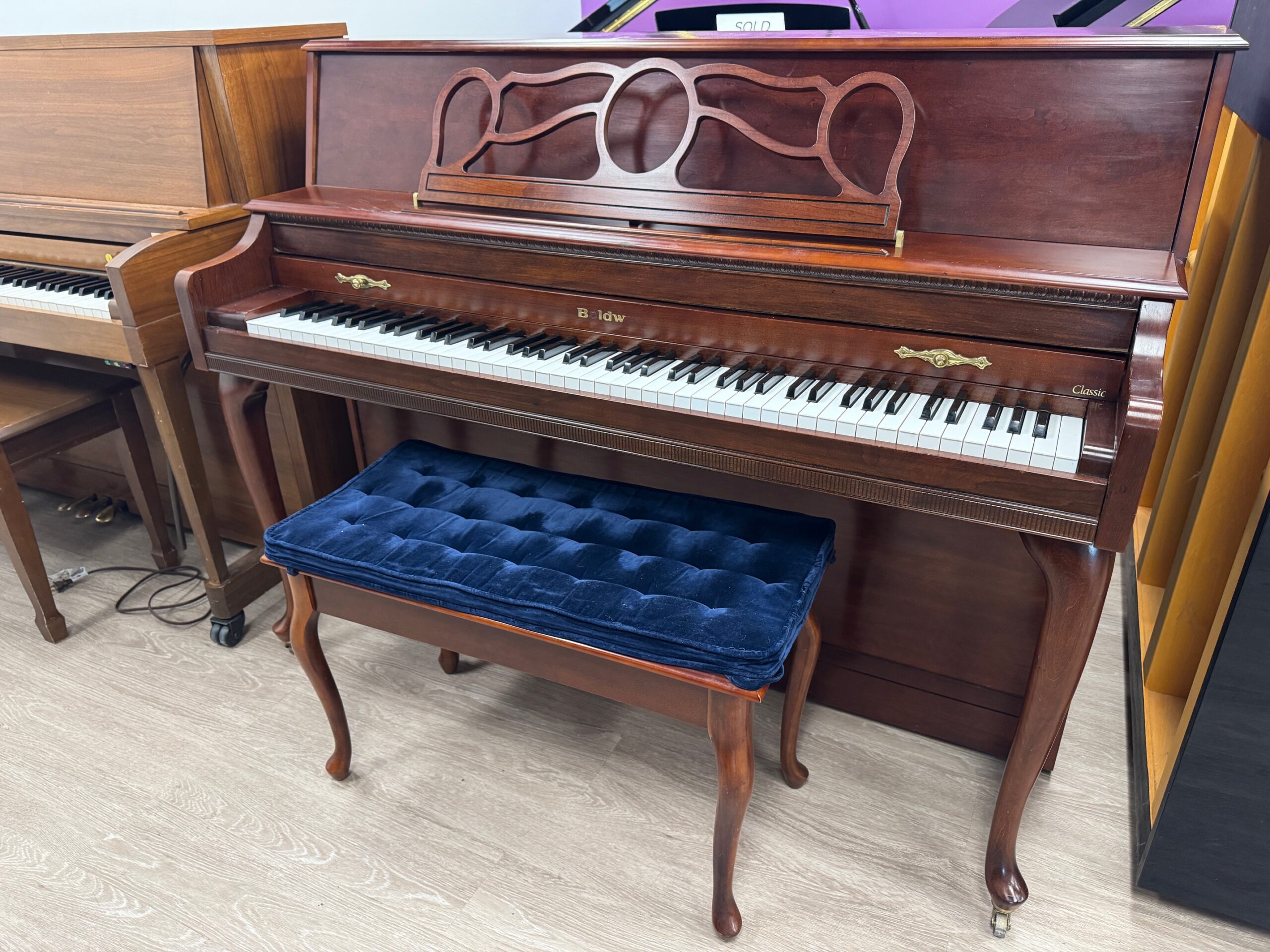 solich-piano-cleveland-baldwin-662chy-right-side
