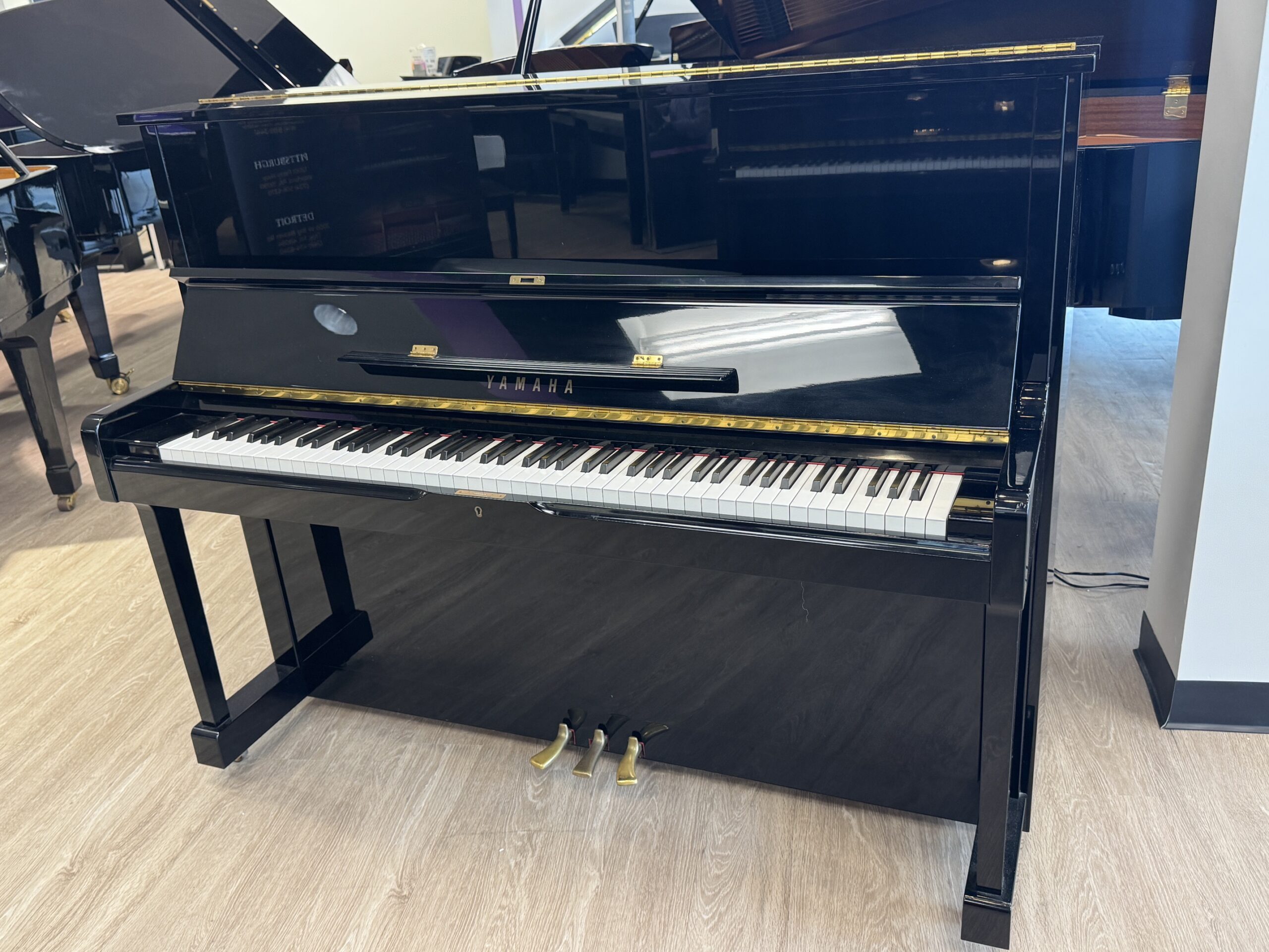 Solich-Piano-Cleveland-Yamaha-U1E-Front-View