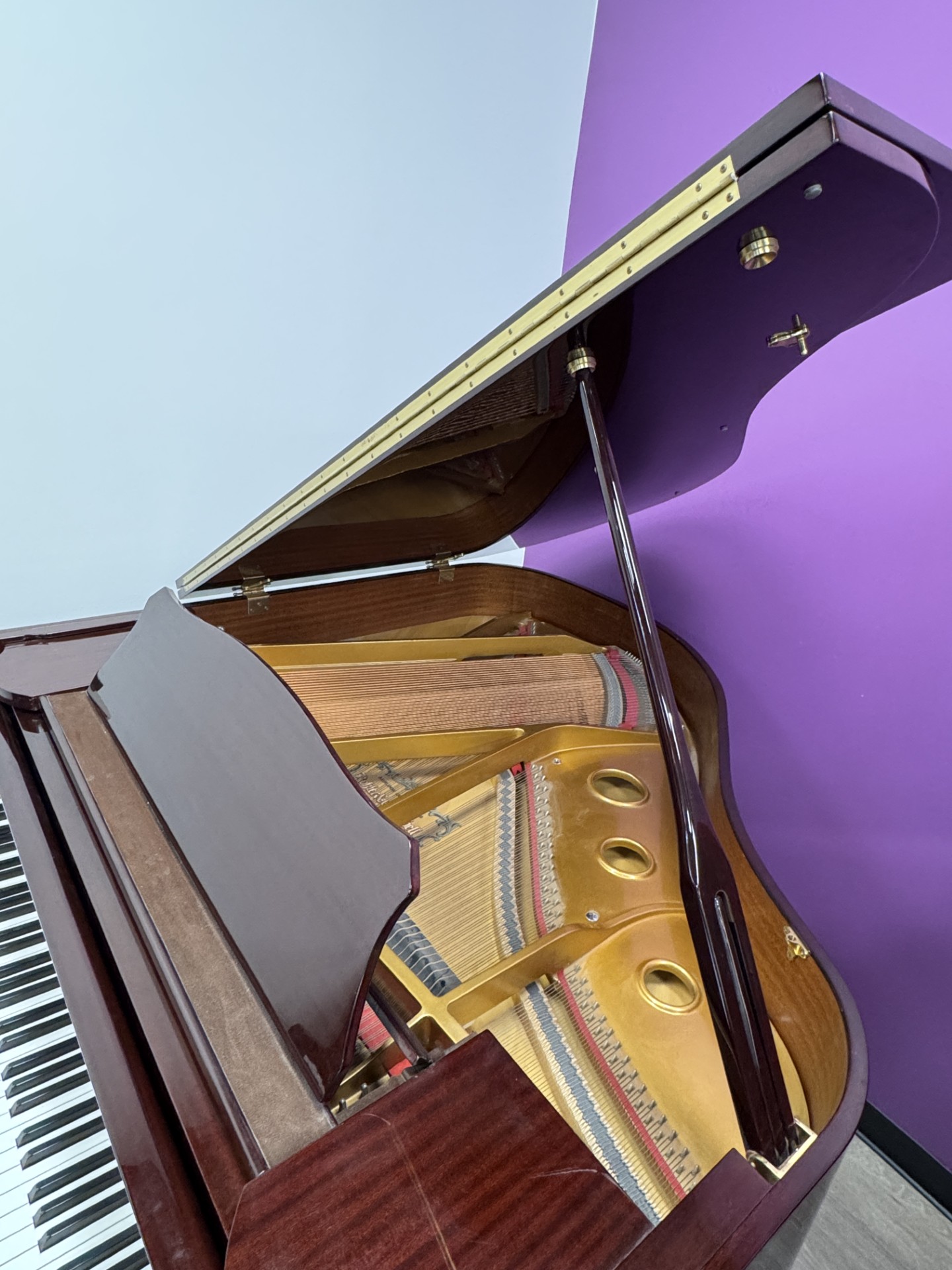 Solich-Piano-Cleveland-Kohler-and-Campbell-KCG-500KBF-Inside-View